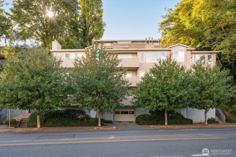 Property photo for 2167 Dexter Avenue N #301, Seattle photo 25