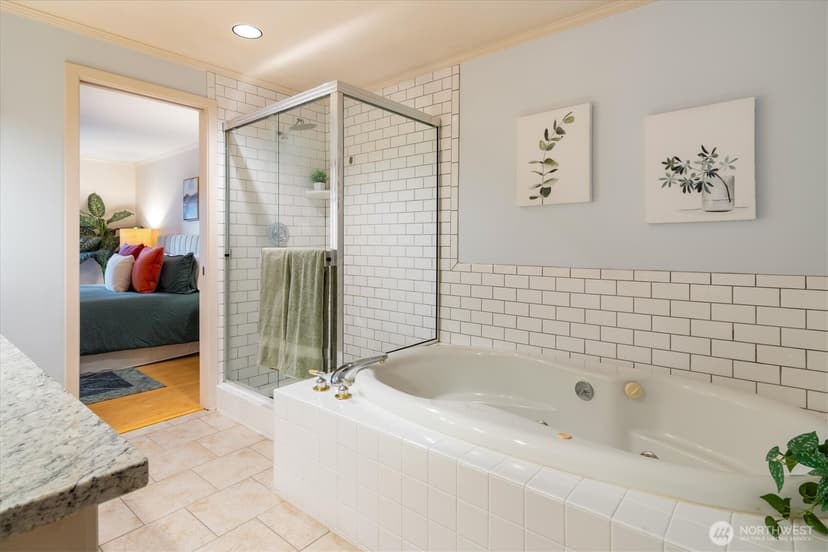 Property photo for 2167 Dexter Avenue N #301, Seattle photo 16