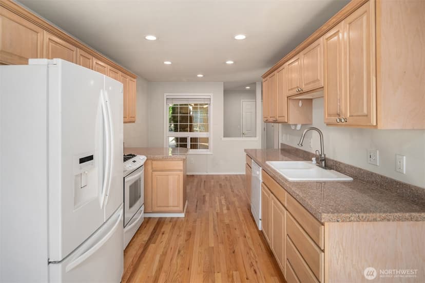 Property photo for 13809 SE 255th Place, Kent photo 13
