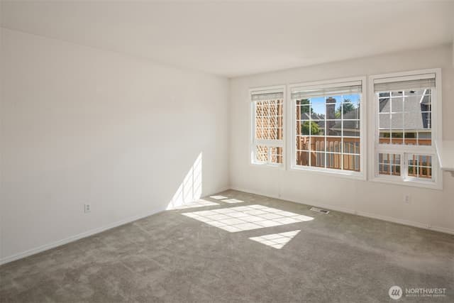 Property photo for 13809 SE 255th Place, Kent photo 4