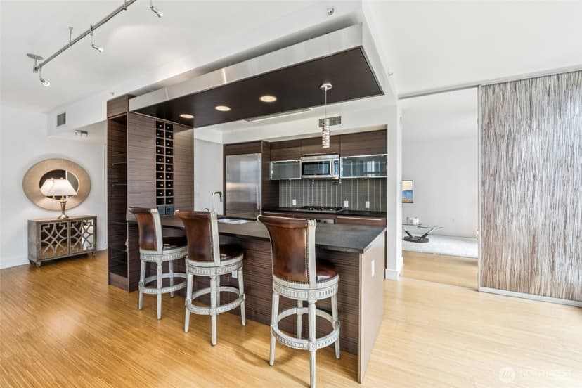 Property photo for 820 Blanchard Street #1507, Seattle photo 7