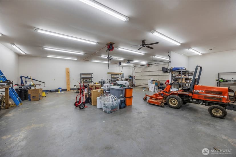 Property photo for 8412 E Meadow Lake Drive, Snohomish photo 35