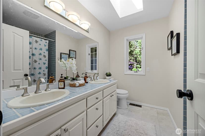 Property photo for 8412 E Meadow Lake Drive, Snohomish photo 28