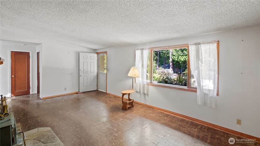 Property photo for 8232 184th Street SW, Edmonds photo 11