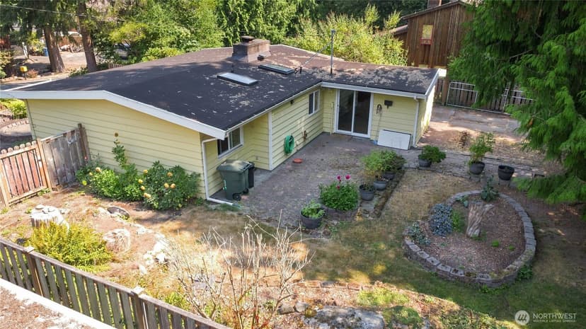 Property photo for 8232 184th Street SW, Edmonds photo 5