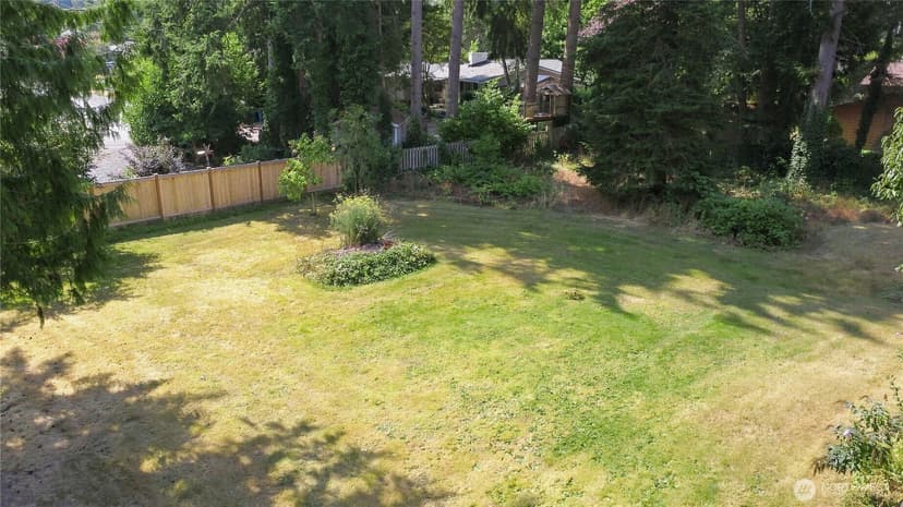 Property photo for 8232 184th Street SW, Edmonds photo 30