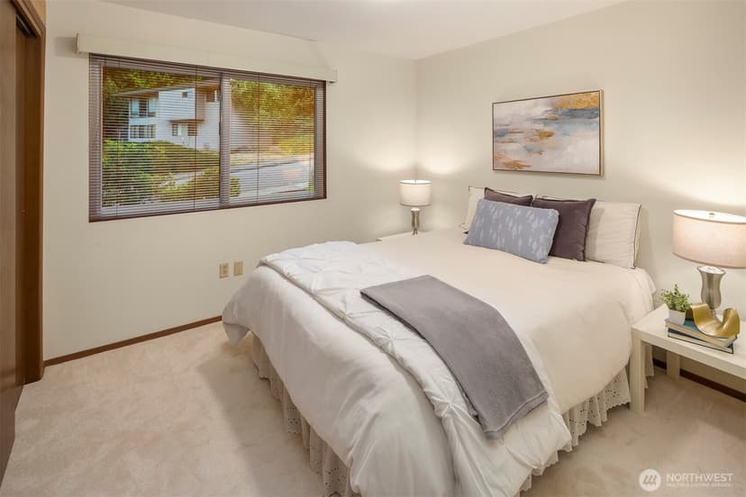 Property photo for 14130 SE 49th Place, Bellevue photo 25