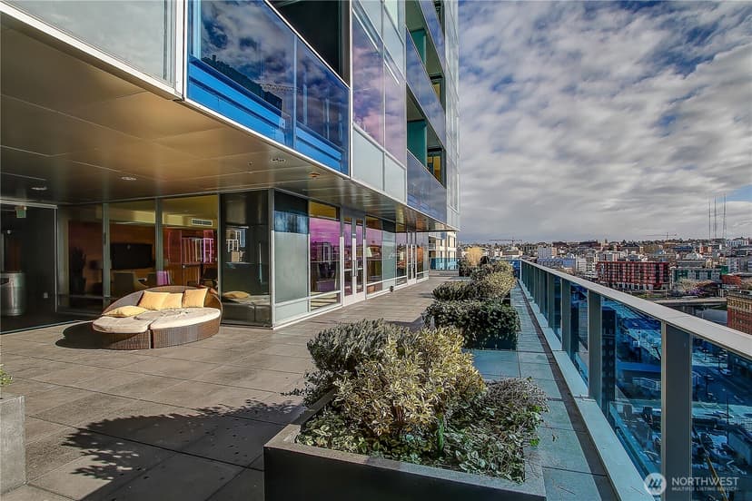 Property photo for 737 Olive Way #3101, Seattle photo 35
