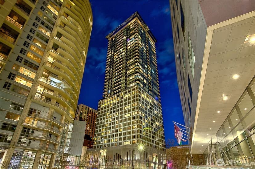 Property photo for 737 Olive Way #3101, Seattle