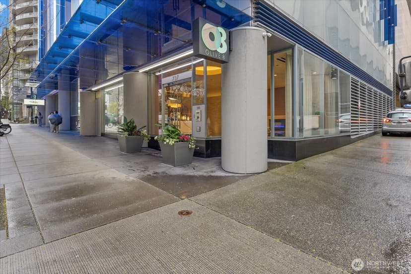 Property photo for 737 Olive Way #3101, Seattle photo 39