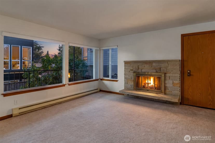 Property photo for 1527 NW 63rd Street #2, Seattle photo 4