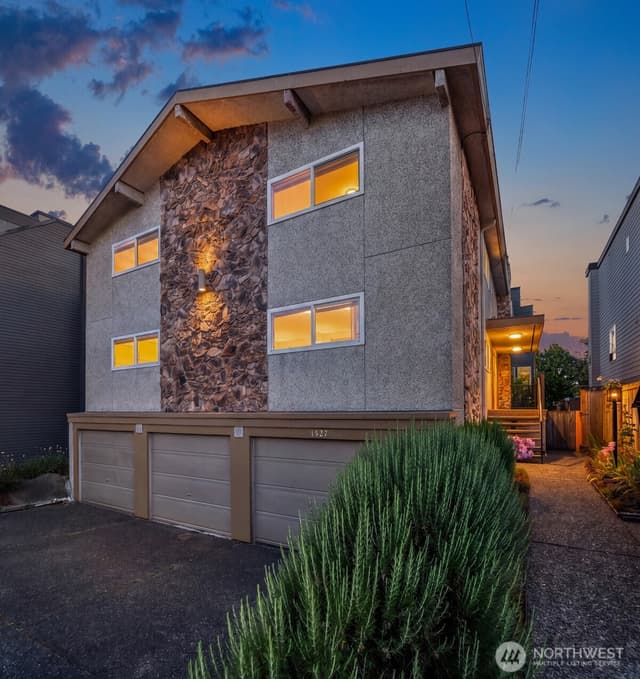 Property photo for 1527 NW 63rd Street #2, Seattle photo 2