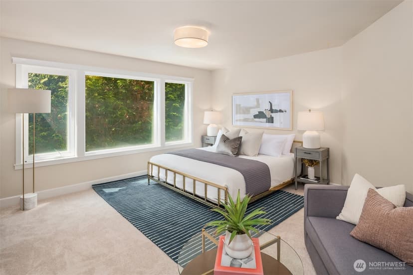 Property photo for 4600 Green Lake Way N, Seattle photo 16