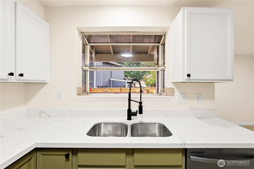 Property photo for 22607 SE 273rd Street, Maple Valley photo 11