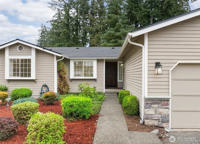 Property photo for 22607 SE 273rd Street, Maple Valley photo 2