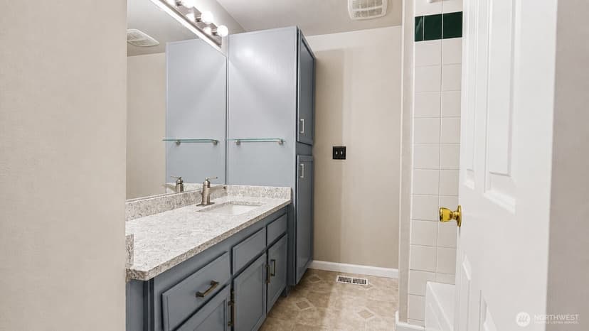 Property photo for 23406 100th Avenue SE #A103, Kent photo 30