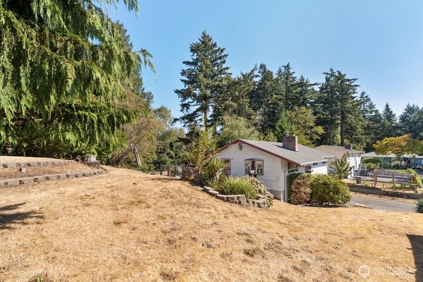 Property photo for 160 S 120th Street, Burien photo 33