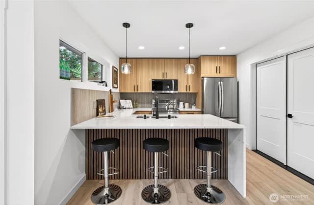 Property photo for 8510 15th Avenue NE, Seattle photo 2