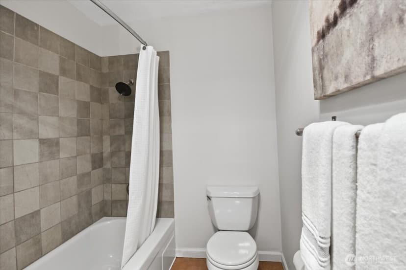 Property photo for 2552 14th Avenue W #203, Seattle photo 14
