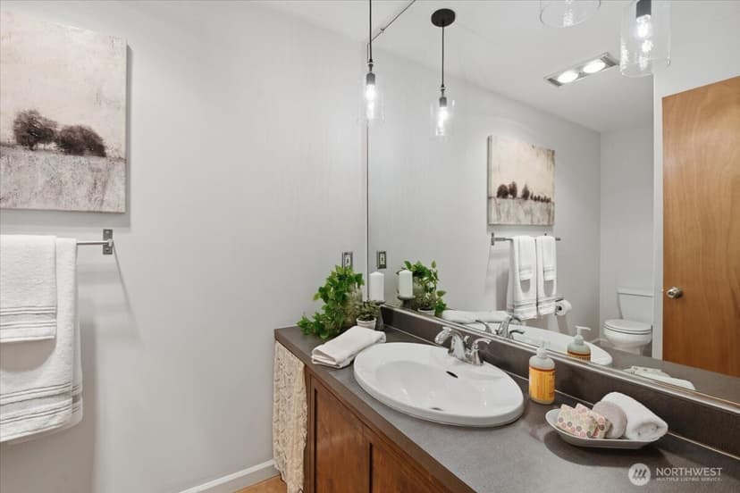 Property photo for 2552 14th Avenue W #203, Seattle photo 13