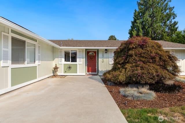 Property photo for 12740 SE 167th Street, Renton photo 3