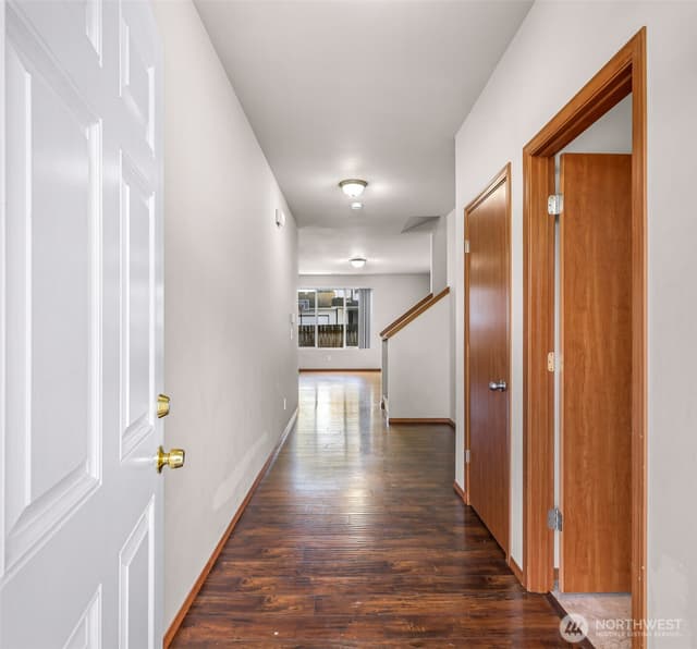 Property photo for 908 138th Place SW, Everett photo 2