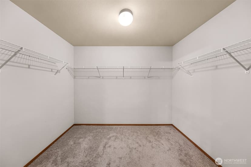 Property photo for 908 138th Place SW, Everett photo 20