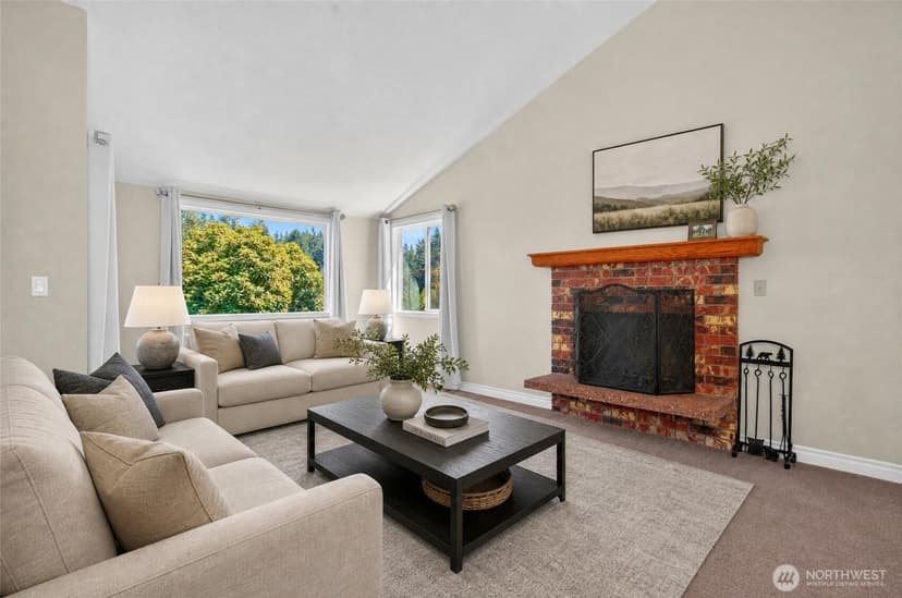 Property photo for 19232 Yew Way, Snohomish photo 7