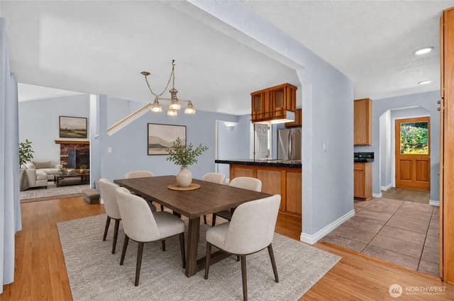 Property photo for 19232 Yew Way, Snohomish photo 5