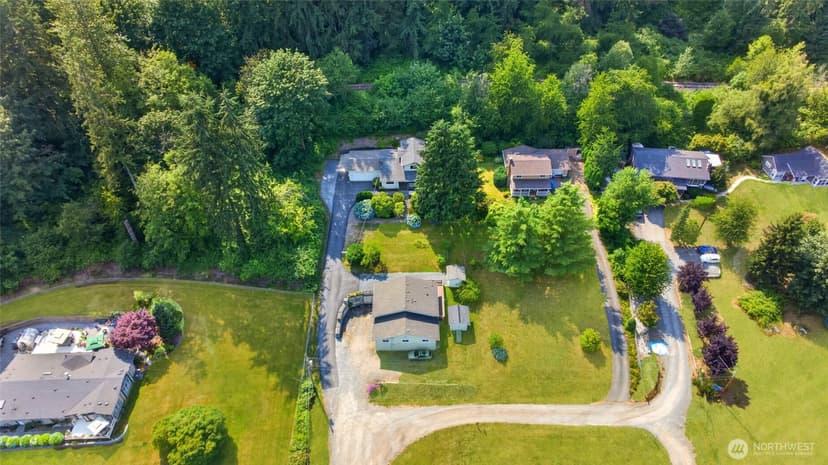 Property photo for 19232 Yew Way, Snohomish photo 28