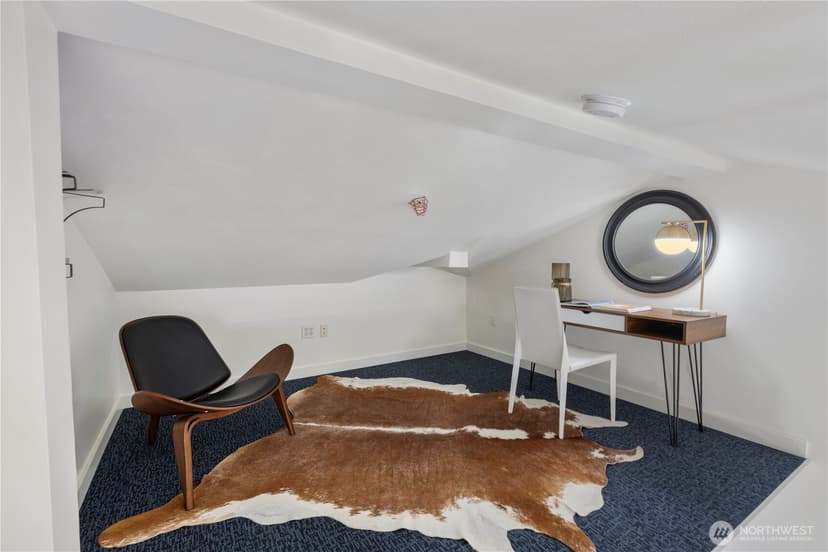 Property photo for 524 6th Avenue W #407, Seattle photo 19