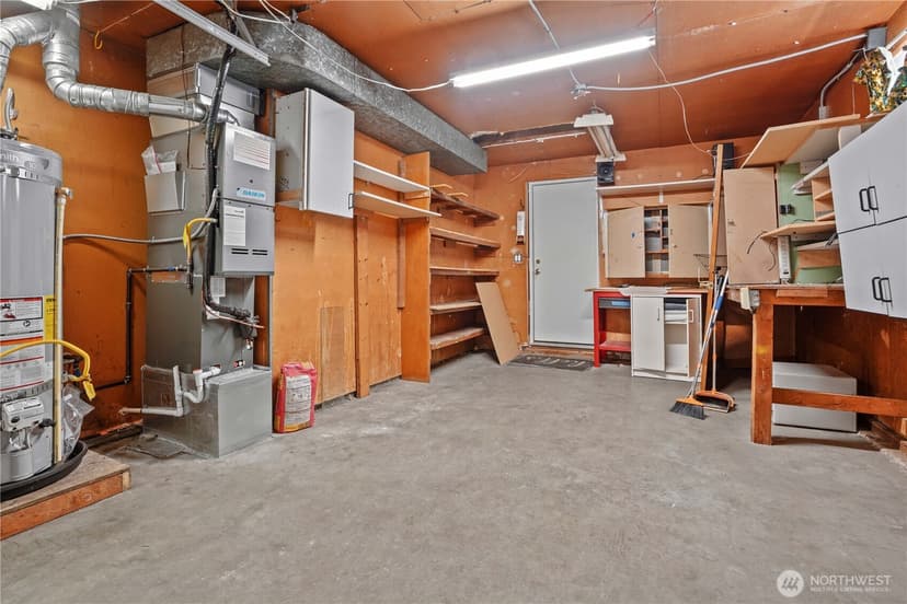 Property photo for 9801 Kenwood Drive SW, Lakewood photo 30