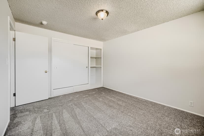 Property photo for 31349 13th Avenue S, Federal Way photo 17