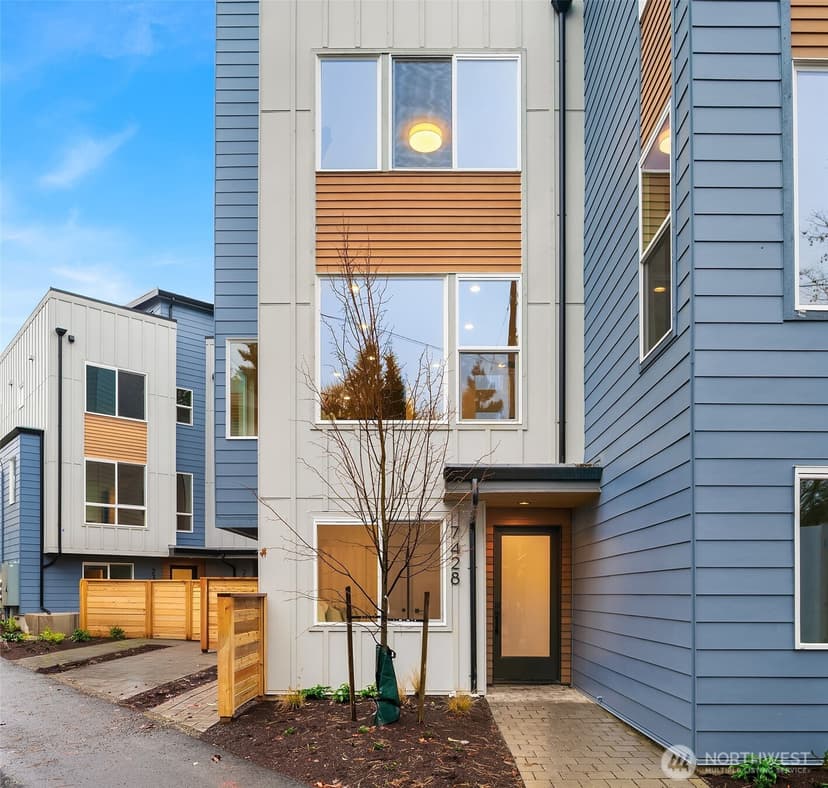 Property photo for 217 NE 75th Street, Seattle