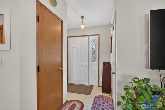 Property photo for 27215 Manor Place NW, Stanwood photo 3