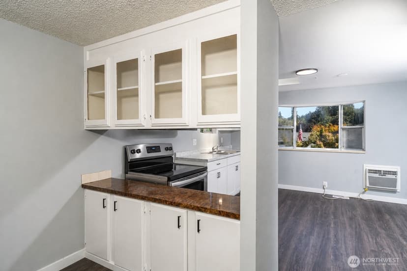 Property photo for 1420 NE Steele Creek Drive, Bremerton photo 5