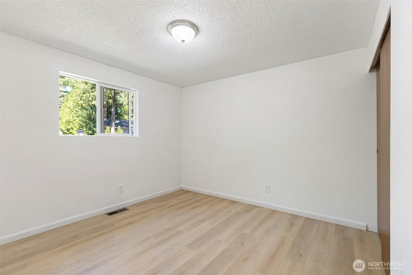 Property photo for 991 Melia Lane NE, Bremerton photo 22