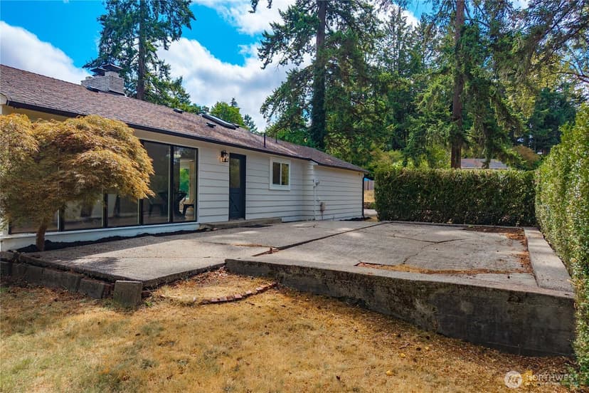 Property photo for 6317 Nyanza Park Drive SW, Lakewood photo 31