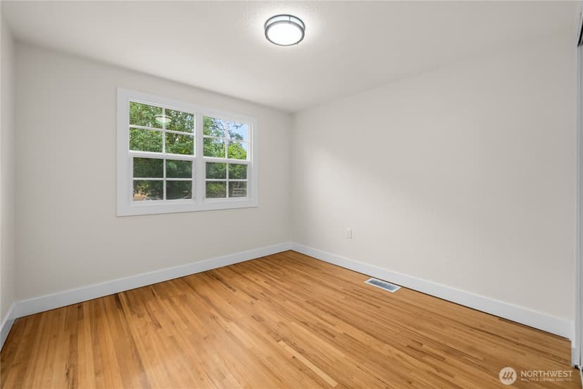 Property photo for 6317 Nyanza Park Drive SW, Lakewood photo 15