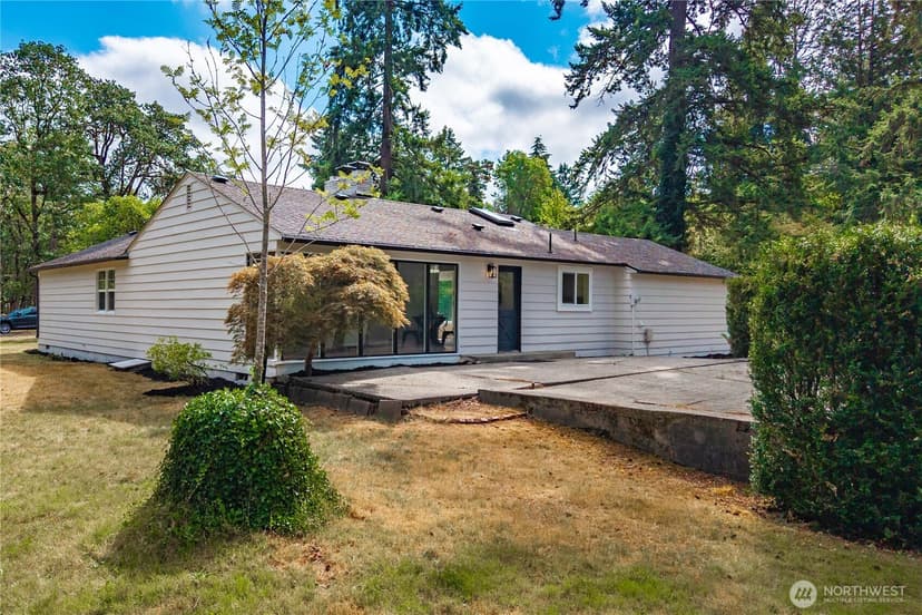 Property photo for 6317 Nyanza Park Drive SW, Lakewood photo 18