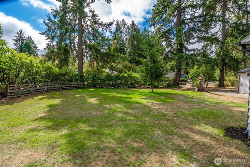 Property photo for 6317 Nyanza Park Drive SW, Lakewood photo 25