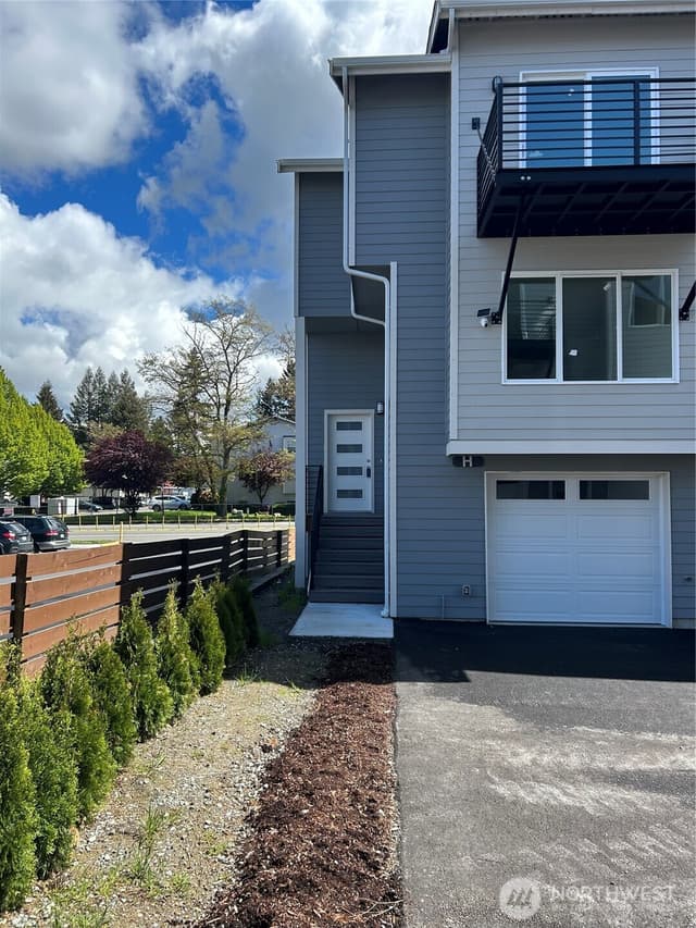 Property photo for 13243 Ambaum Boulevard SW #C, Burien