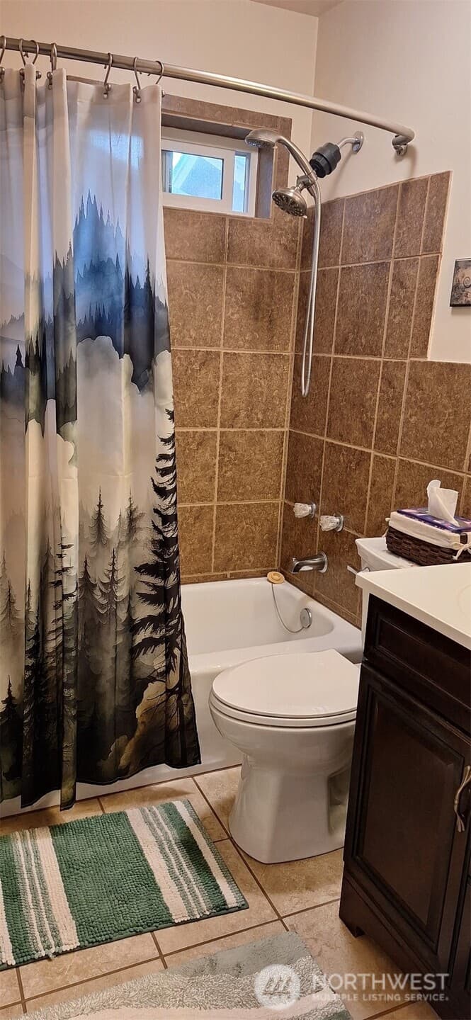 Property photo for 10729 Smokey Point Boulevard, Marysville photo 18