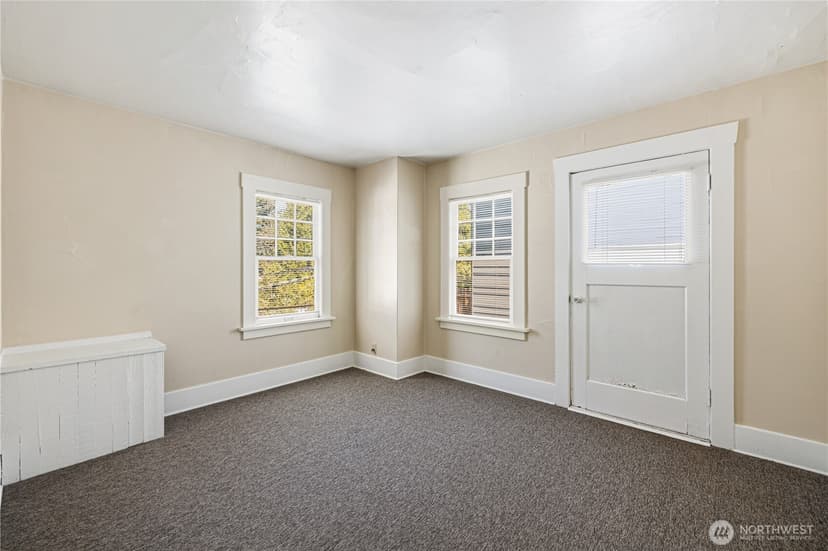 Property photo for 5262 15th Avenue NE, Seattle photo 21
