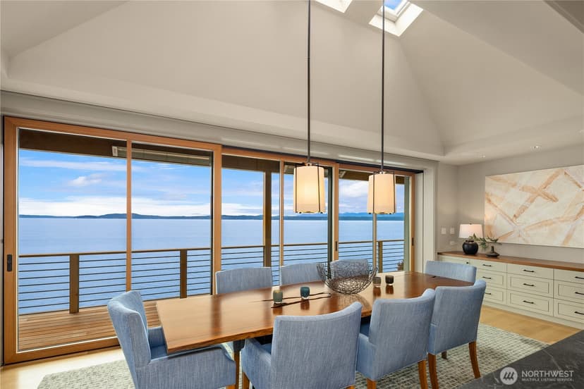Property photo for 2481 Perkins Lane W, Seattle photo 15