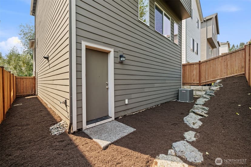 Property photo for 311 207th Street SE, Bothell photo 30