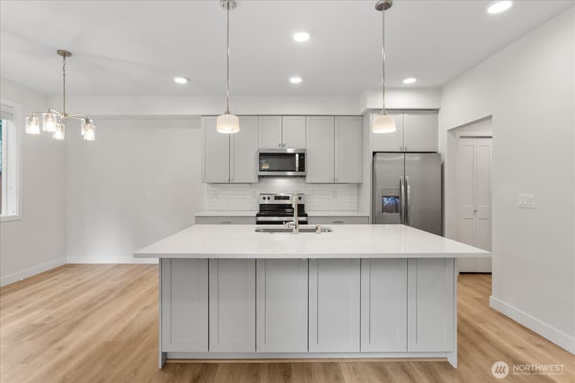 Property photo for 121 171st Place SW #A, Bothell photo 11