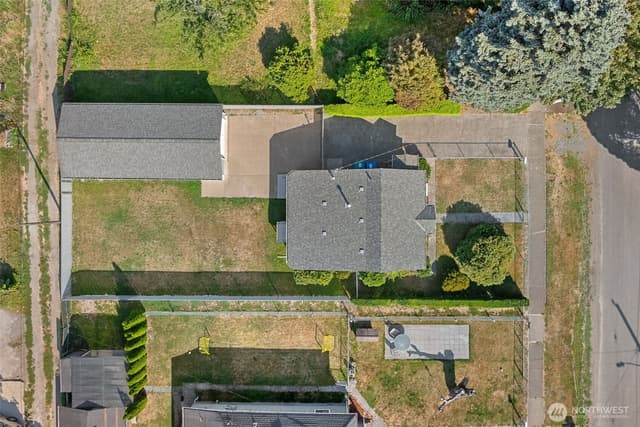 Property photo for 516 S Trenton Street, Seattle photo 3