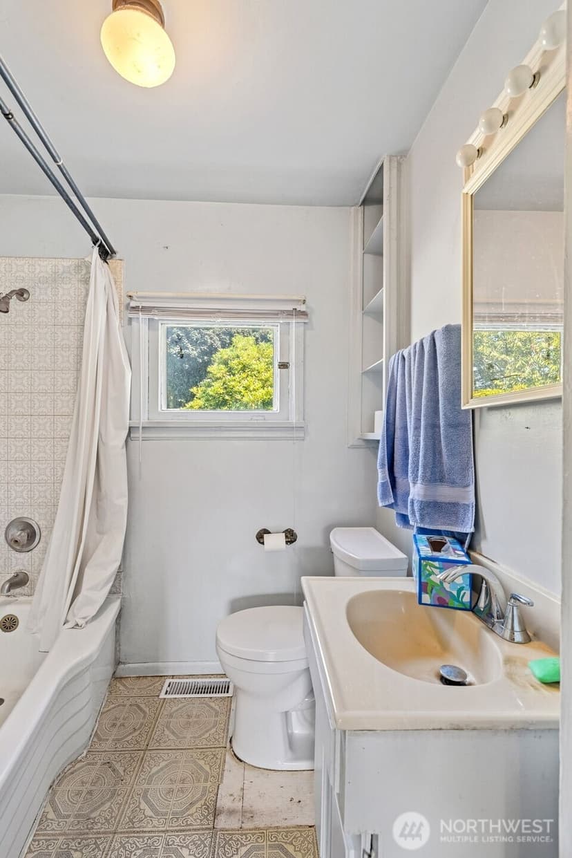 Property photo for 516 S Trenton Street, Seattle photo 9