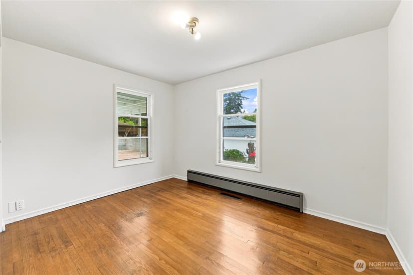 Property photo for 15852 7th Avenue SW, Seattle photo 18